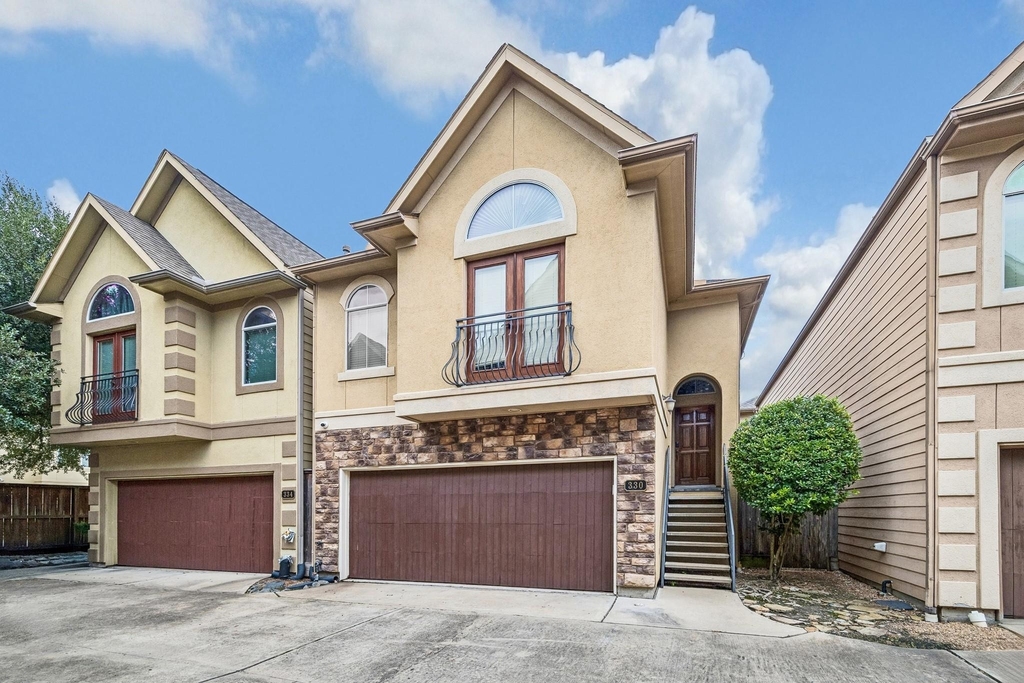 330 Gregg Street - Photo 0