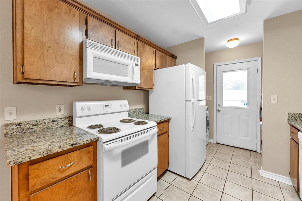 112 Vista Way - Photo 11