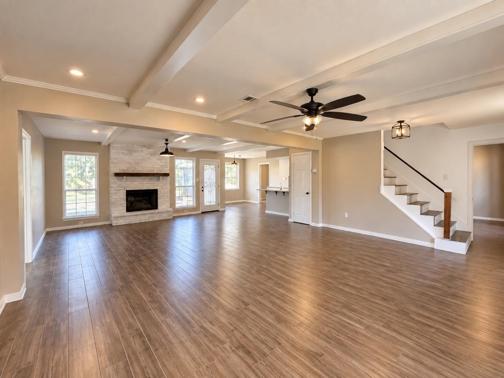 676 Ravensworth Drive - Photo 9