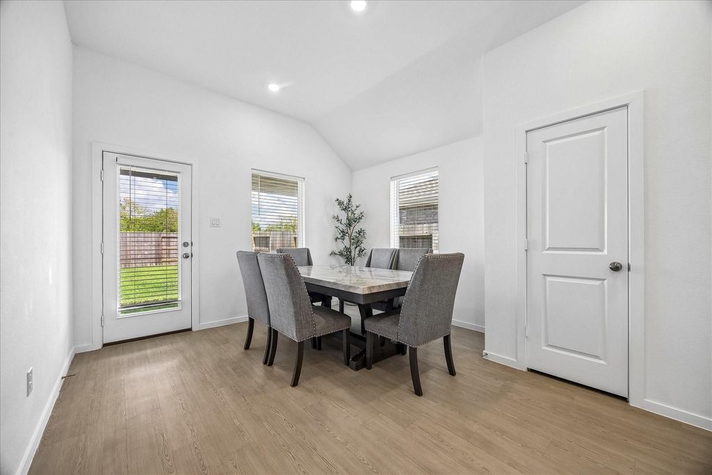 27526 Spearmint Ridge Drive - Photo 11
