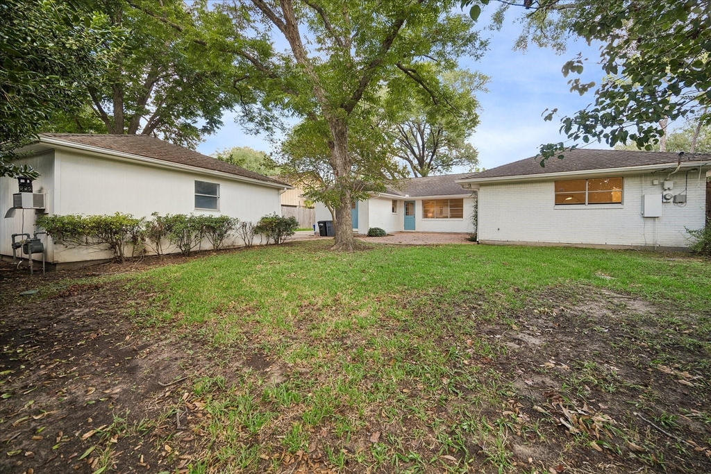 7623 Meadowvale Drive - Photo 26
