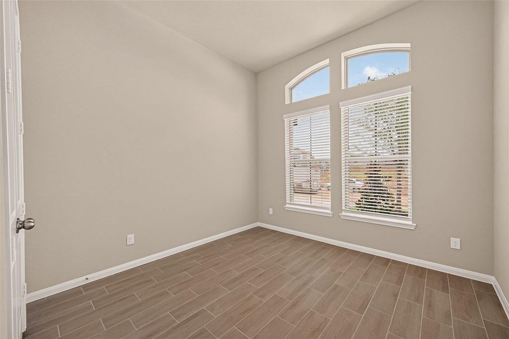 27003 Estella Meadow Lane - Photo 23