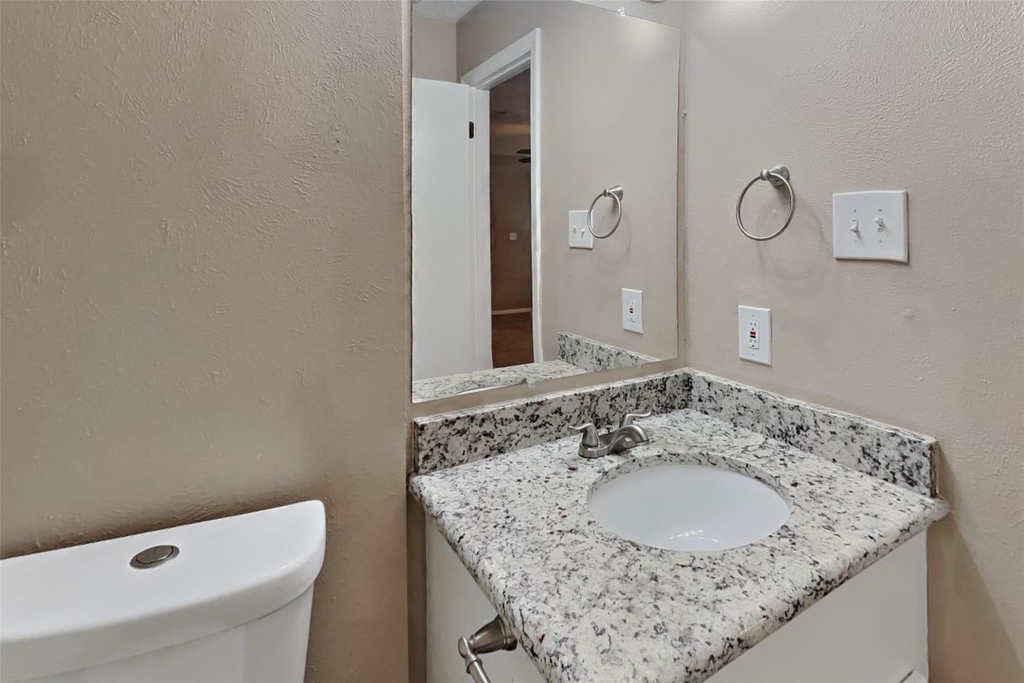 11218 Angelique Drive - Photo 8