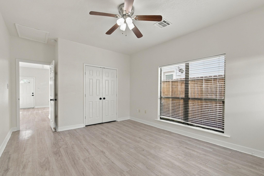 16872 Kempwood - Photo 19