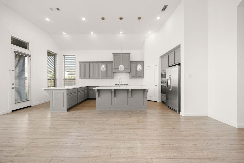 7315 Camden Crestwood Way - Photo 8