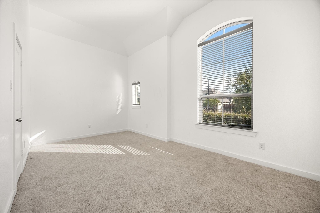 7315 Camden Crestwood Way - Photo 20