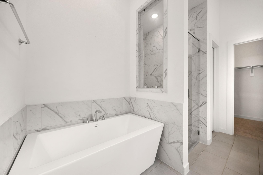 7315 Camden Crestwood Way - Photo 25