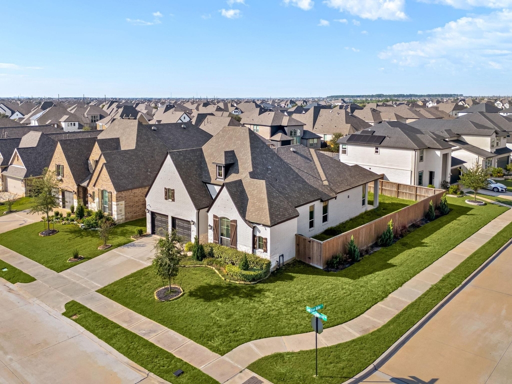 7315 Camden Crestwood Way - Photo 40