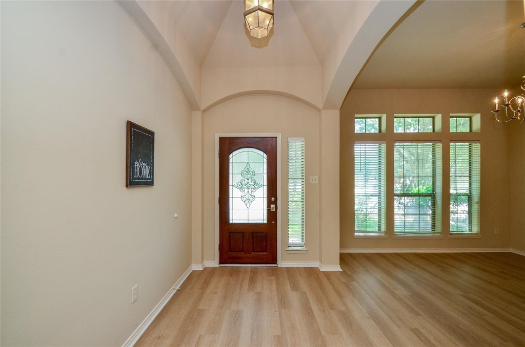 4438 Kirk Manor Court - Photo 5