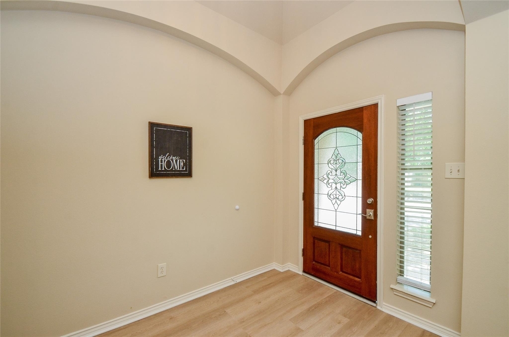 4438 Kirk Manor Court - Photo 4