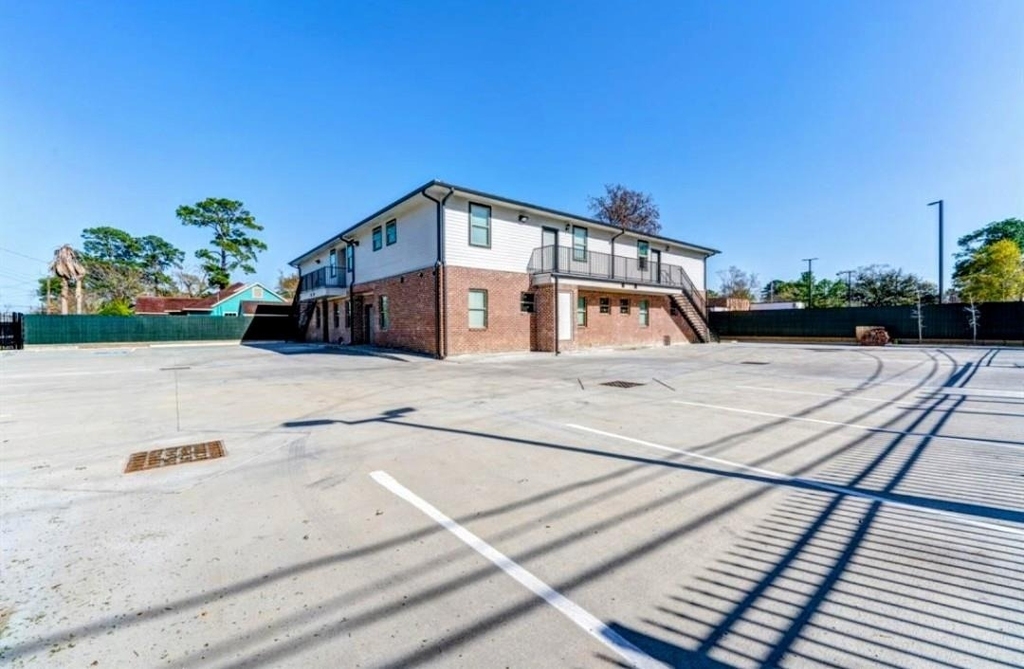 2906 Berry Road - Photo 9