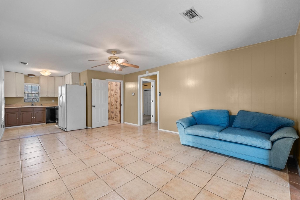 7108 E Hunter Drive - Photo 6
