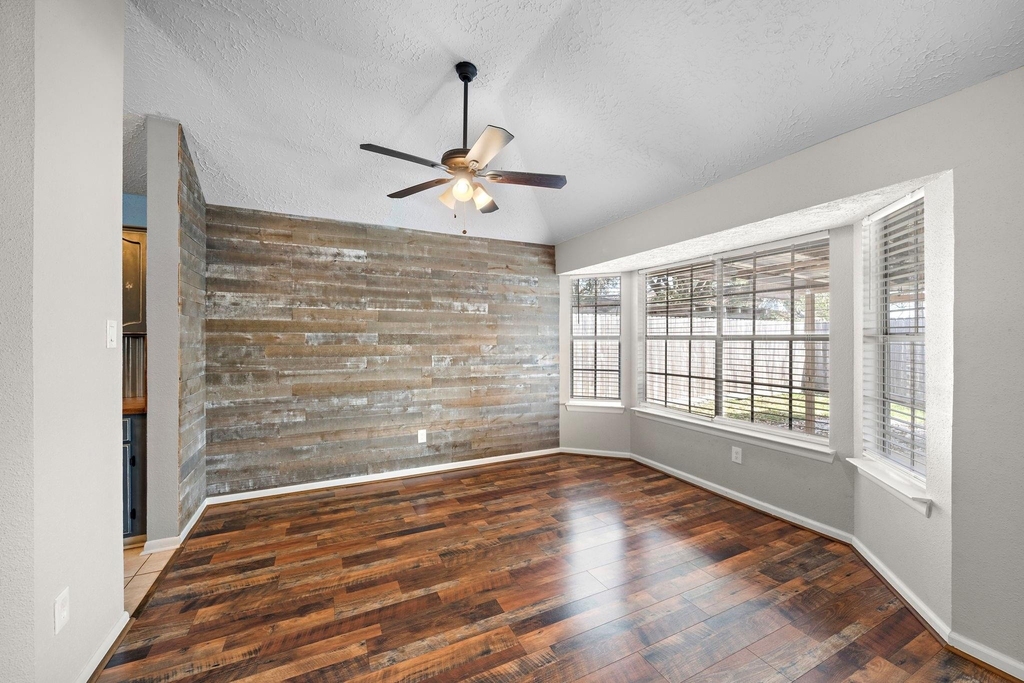 634 Spring Breeze Street - Photo 11