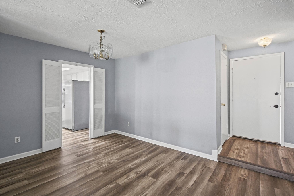 1323 Castle Glen Drive - Photo 15