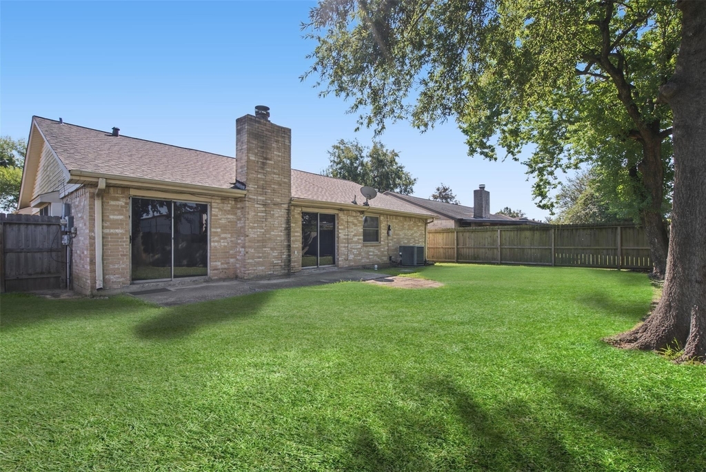 1323 Castle Glen Drive - Photo 31