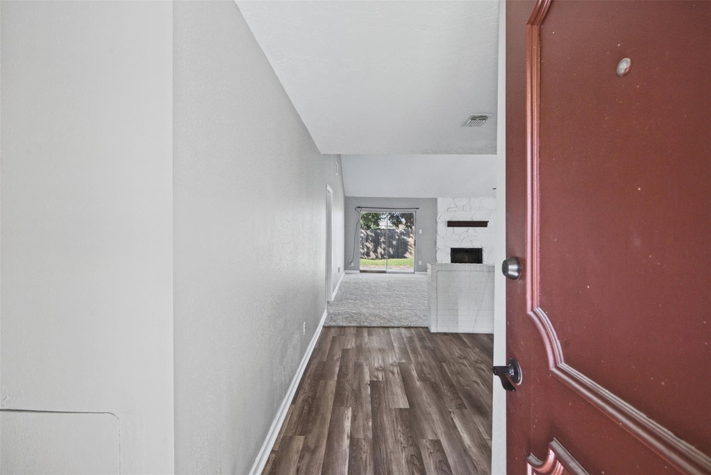 1323 Castle Glen Drive - Photo 5