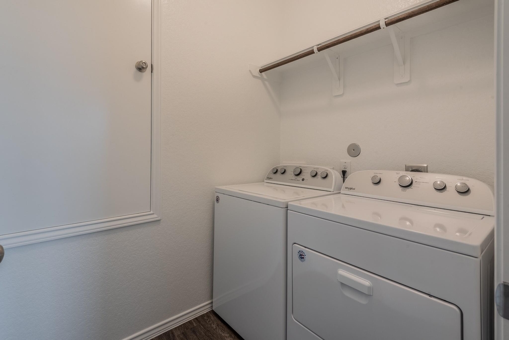 5715 Pampus Prairie Road - Photo 21