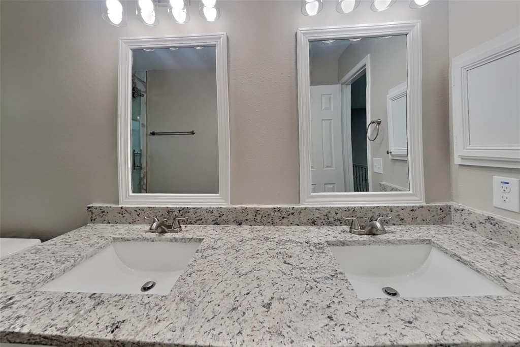 18150 Forest Cedars Drive - Photo 16