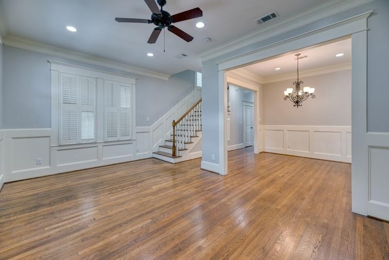 426 W 25th Street - Photo 9