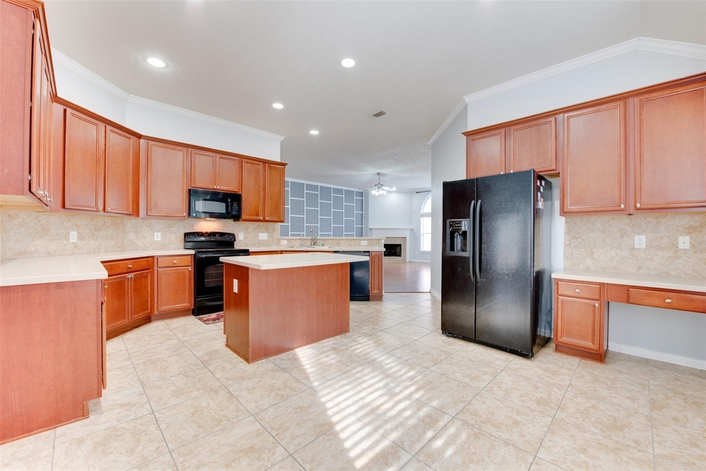 7131 Sundance Meadows Lane - Photo 12