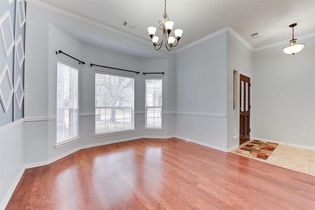 7131 Sundance Meadows Lane - Photo 5
