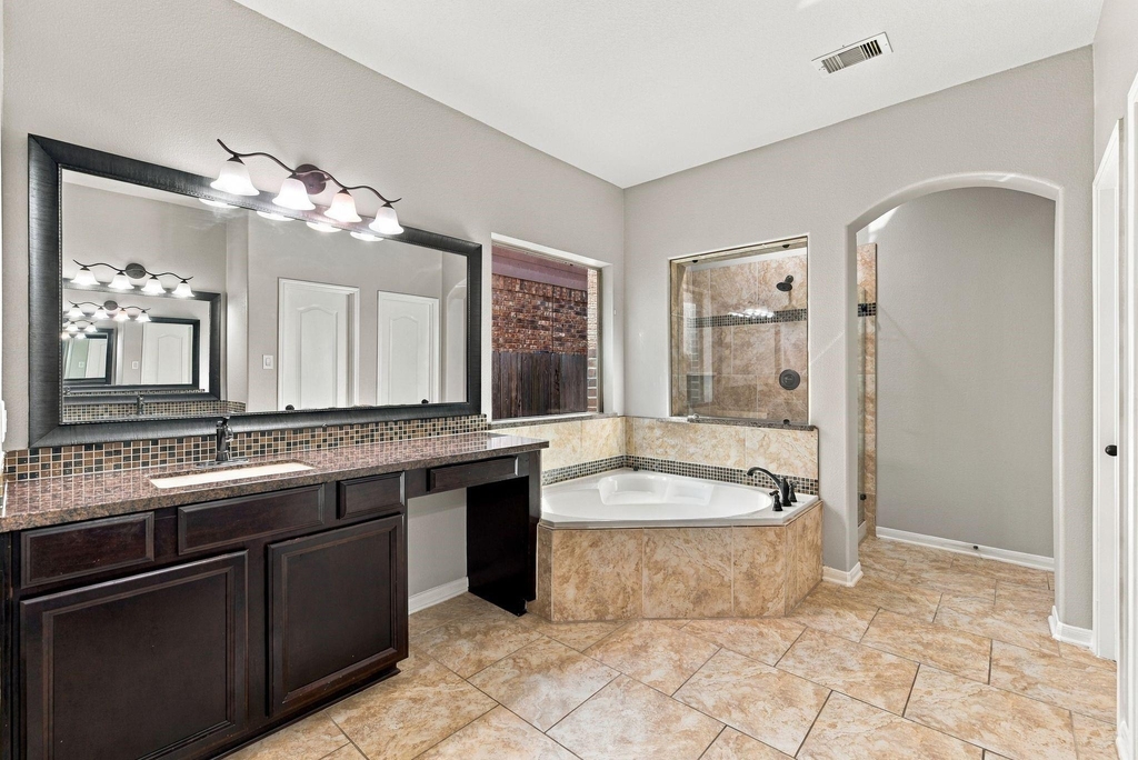 13102 Spear Trail Court - Photo 16