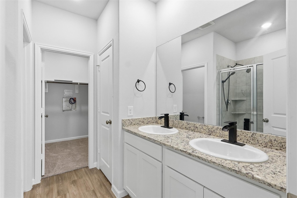 29 Valiant Ridge Trail - Photo 9