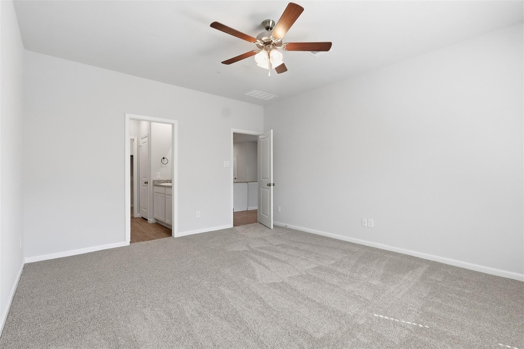 29 Valiant Ridge Trail - Photo 7
