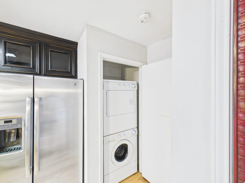 15938 Seahorse Drive - Photo 10