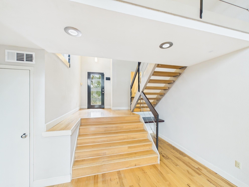 15938 Seahorse Drive - Photo 12