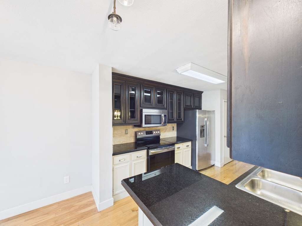 15938 Seahorse Drive - Photo 7