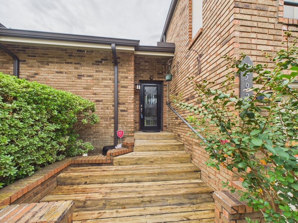 15938 Seahorse Drive - Photo 36