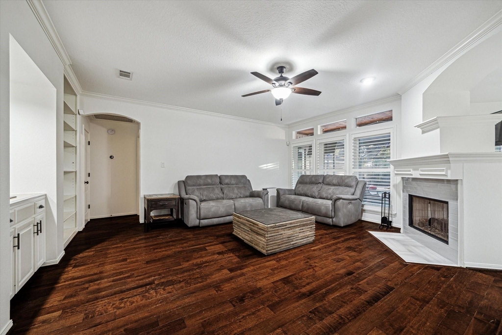 4107 Wentworth Drive - Photo 5