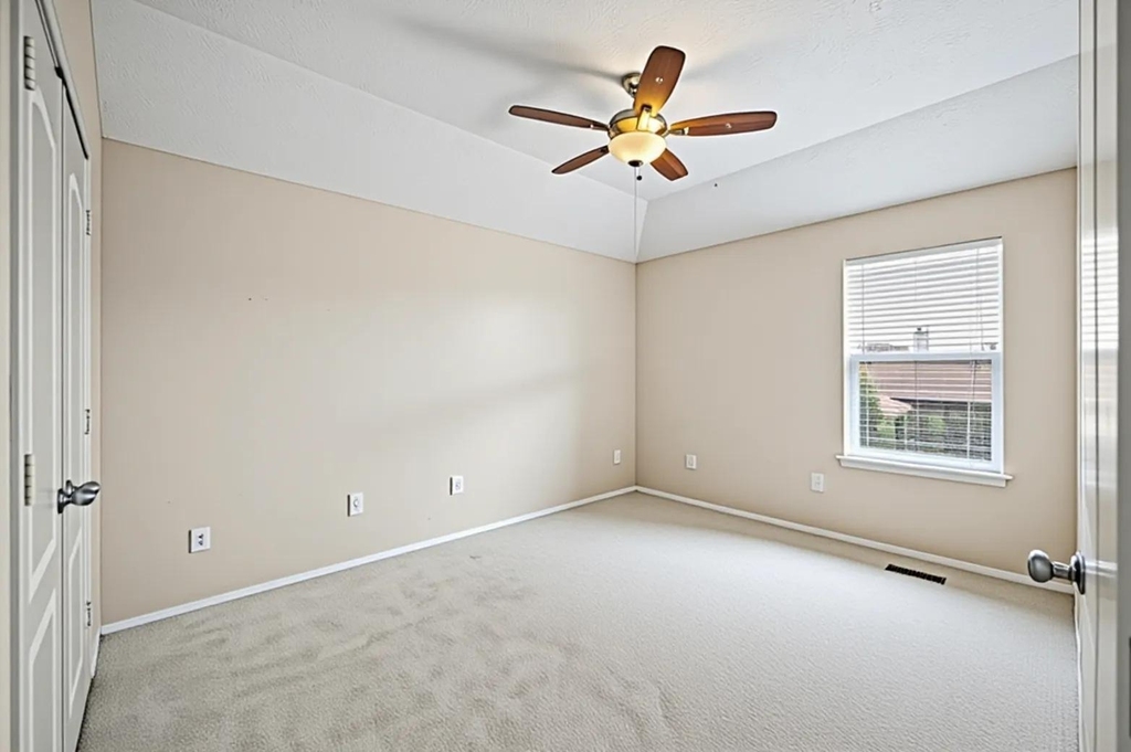 8711 Sandusky Court - Photo 35