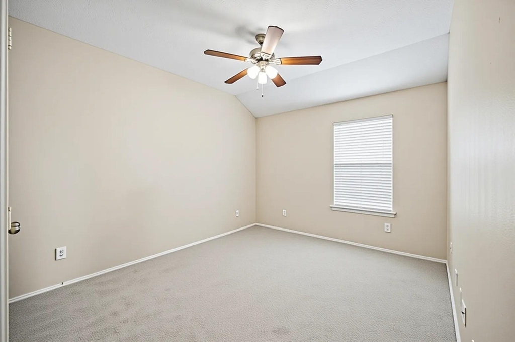 8711 Sandusky Court - Photo 34