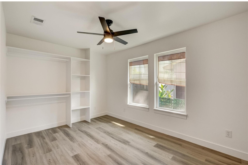 315 Cypress Street - Photo 18