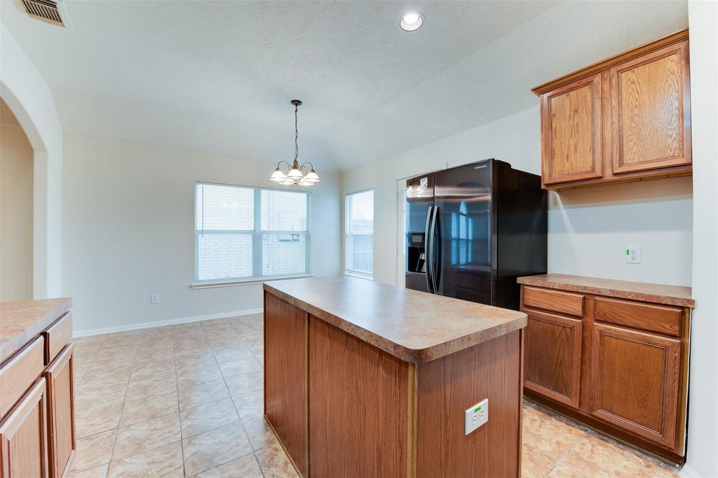 16014 Hidden Crest Drive - Photo 12