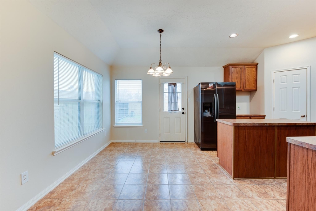 16014 Hidden Crest Drive - Photo 8