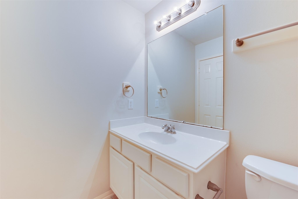 16014 Hidden Crest Drive - Photo 16