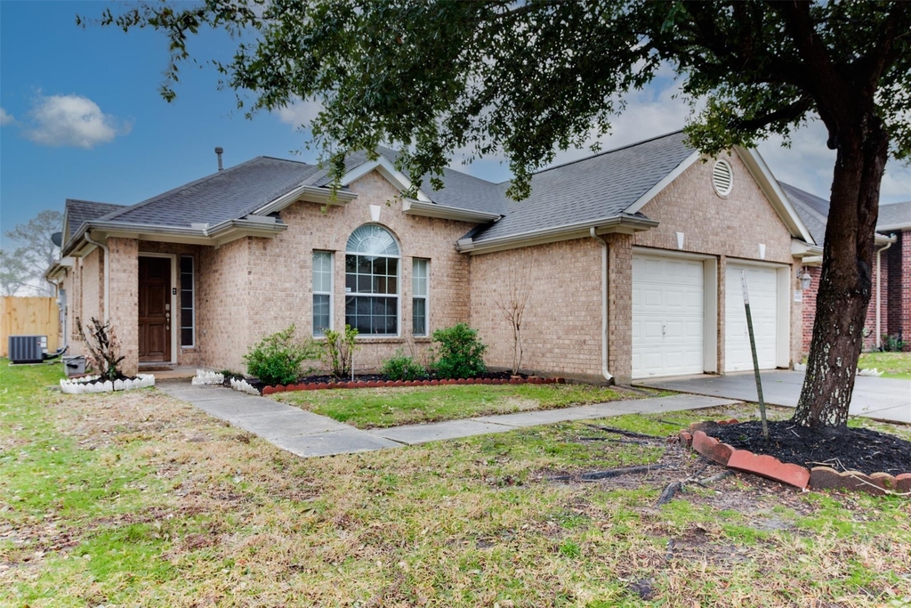 16014 Hidden Crest Drive - Photo 1