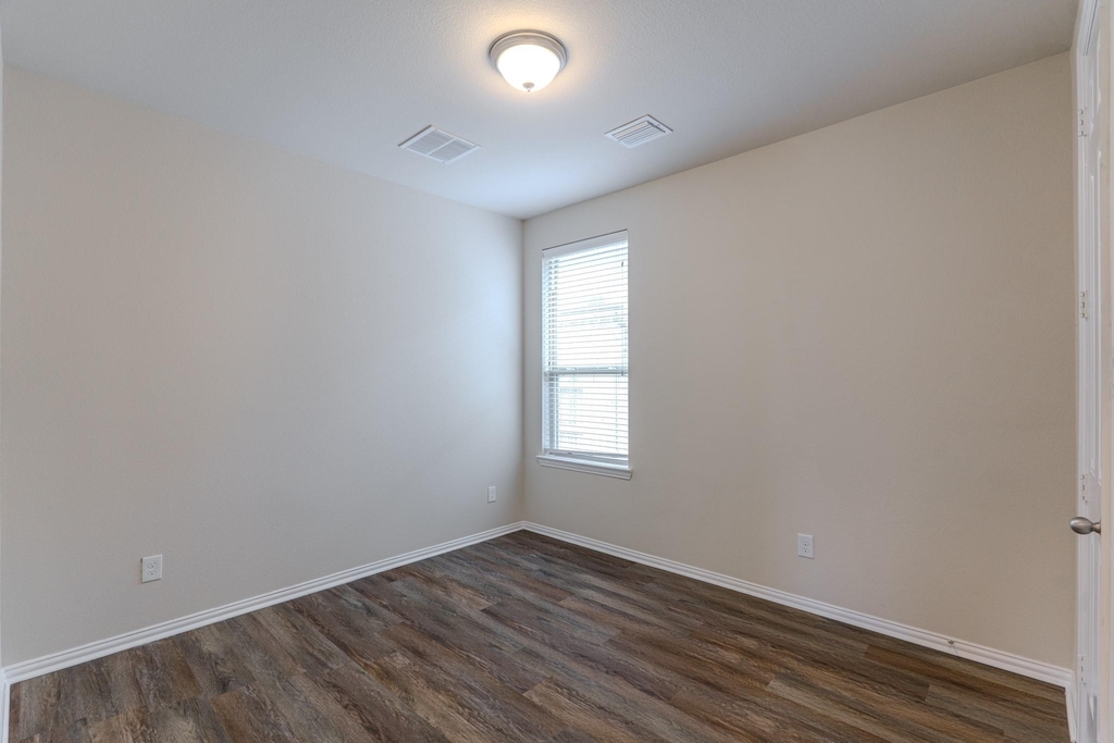 8118 Little Scarlet Street - Photo 17