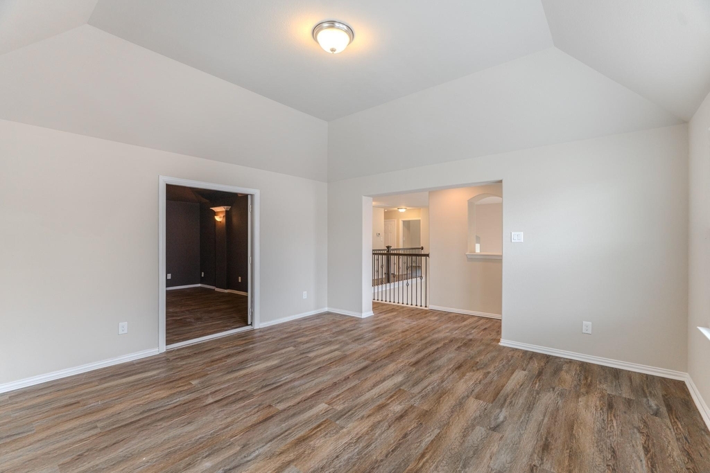 8118 Little Scarlet Street - Photo 15
