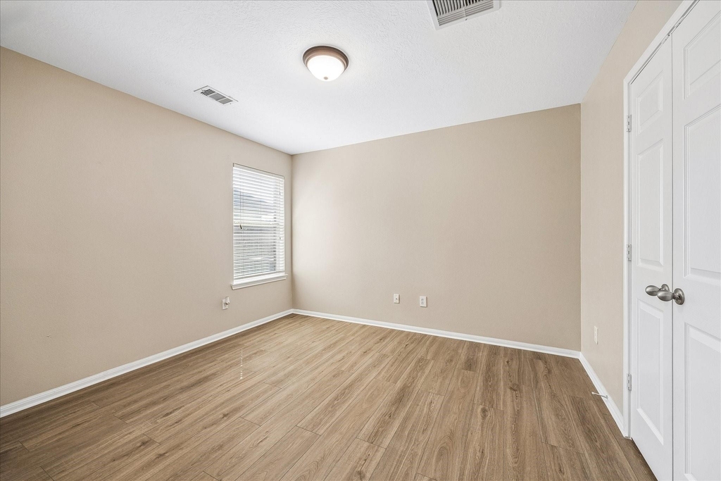2404 Avalon Trace Lane - Photo 9