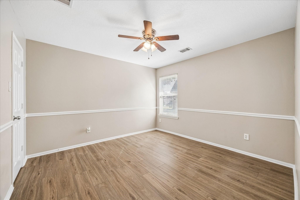 2404 Avalon Trace Lane - Photo 8