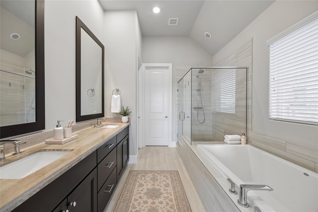 9664 Knight Road - Photo 10