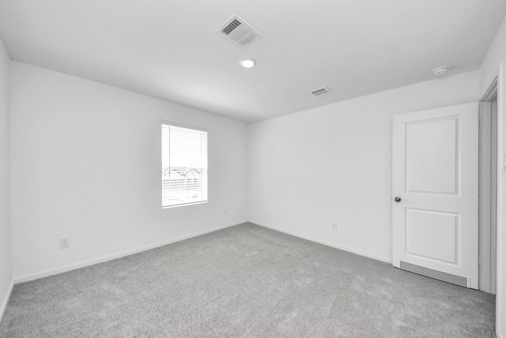 1631 Windrose Bend - Photo 31