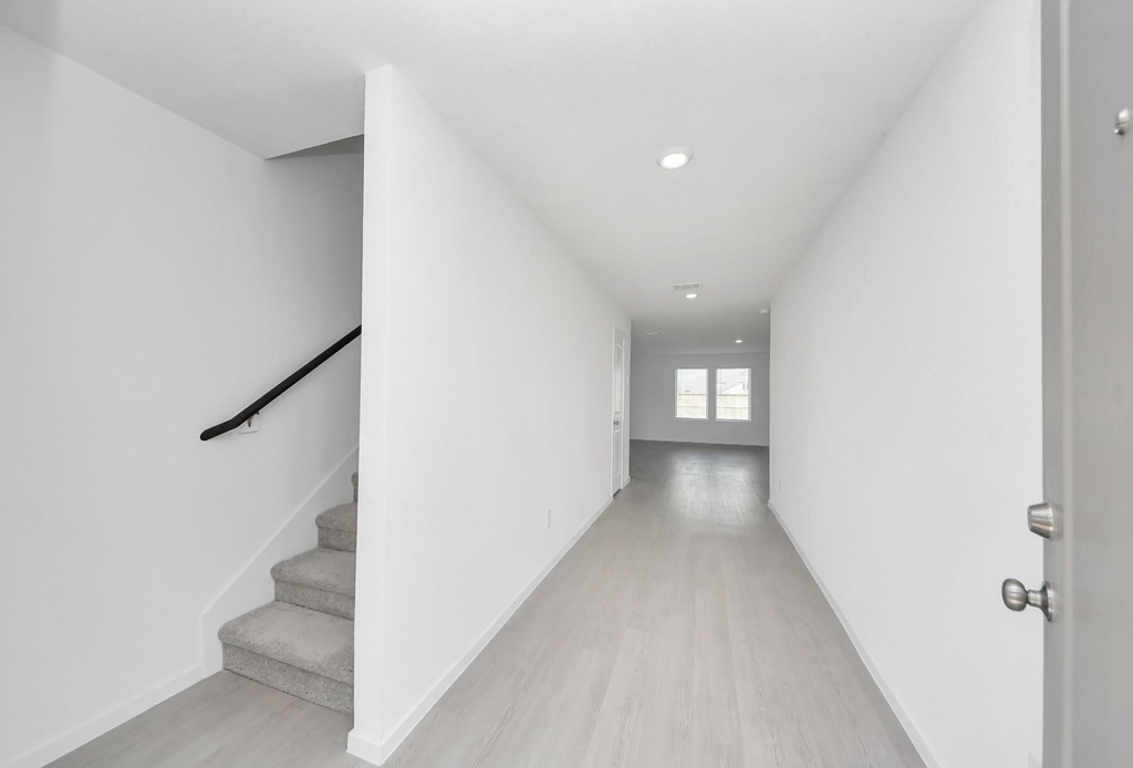 1631 Windrose Bend - Photo 5