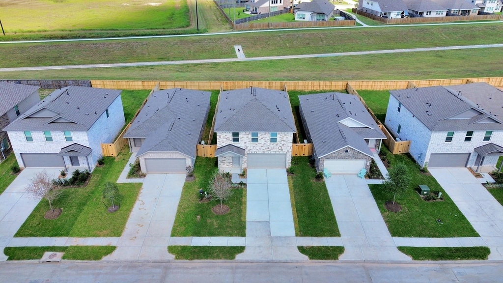 1631 Windrose Bend - Photo 44