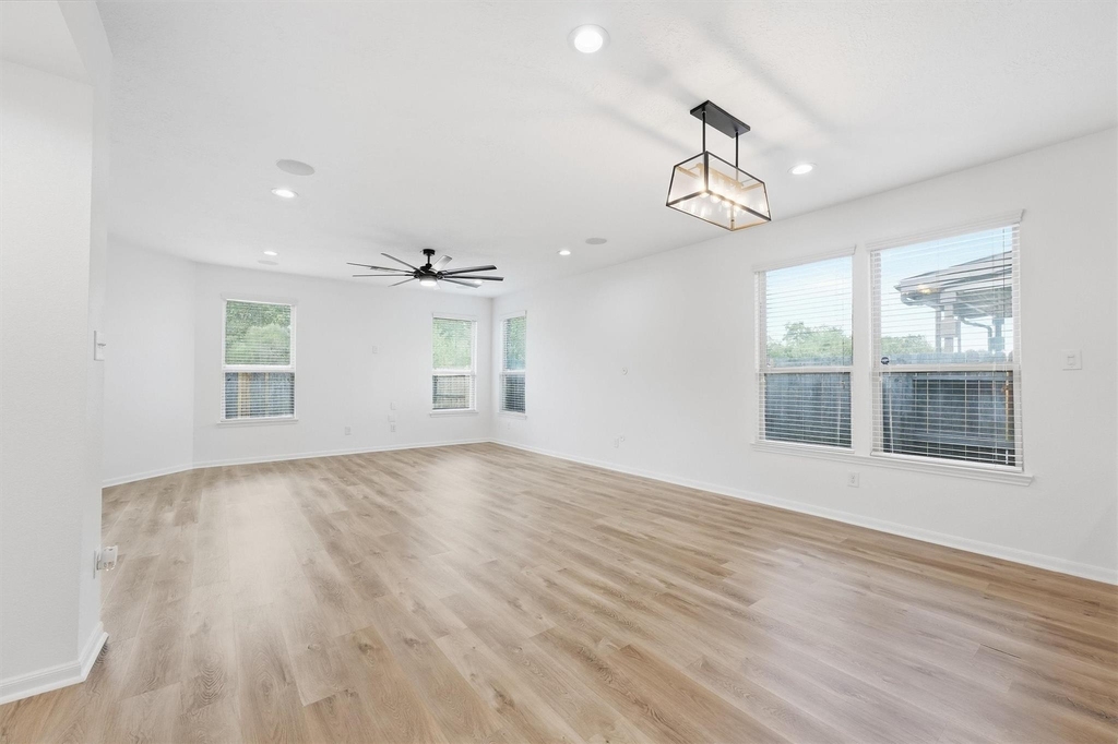 4527 Ashberry Pine Lane - Photo 8
