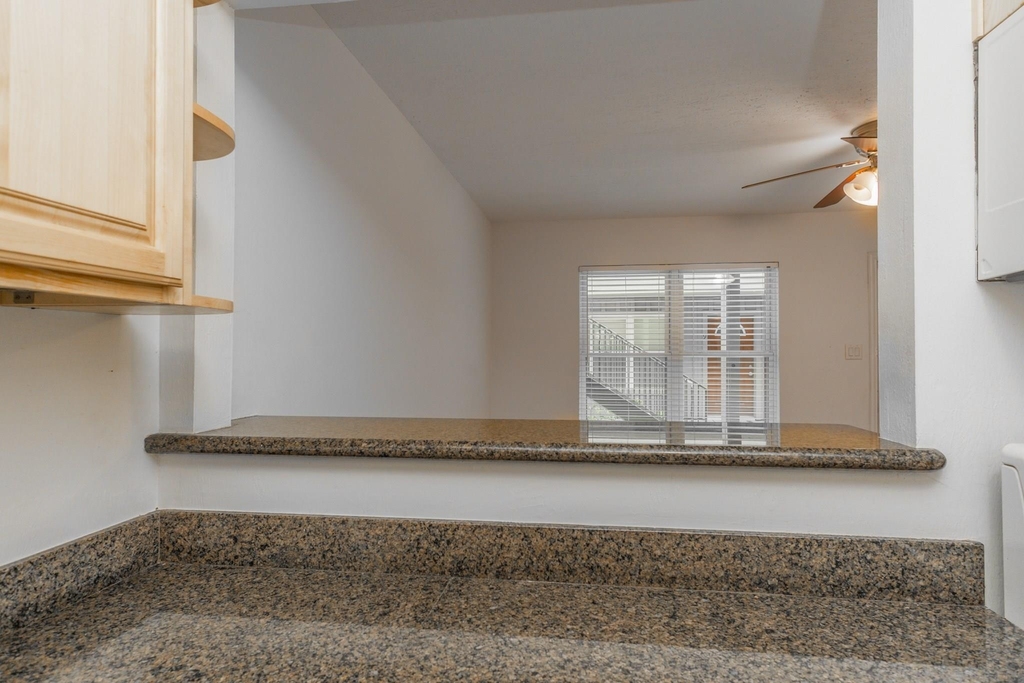 600 19th Street - Photo 9